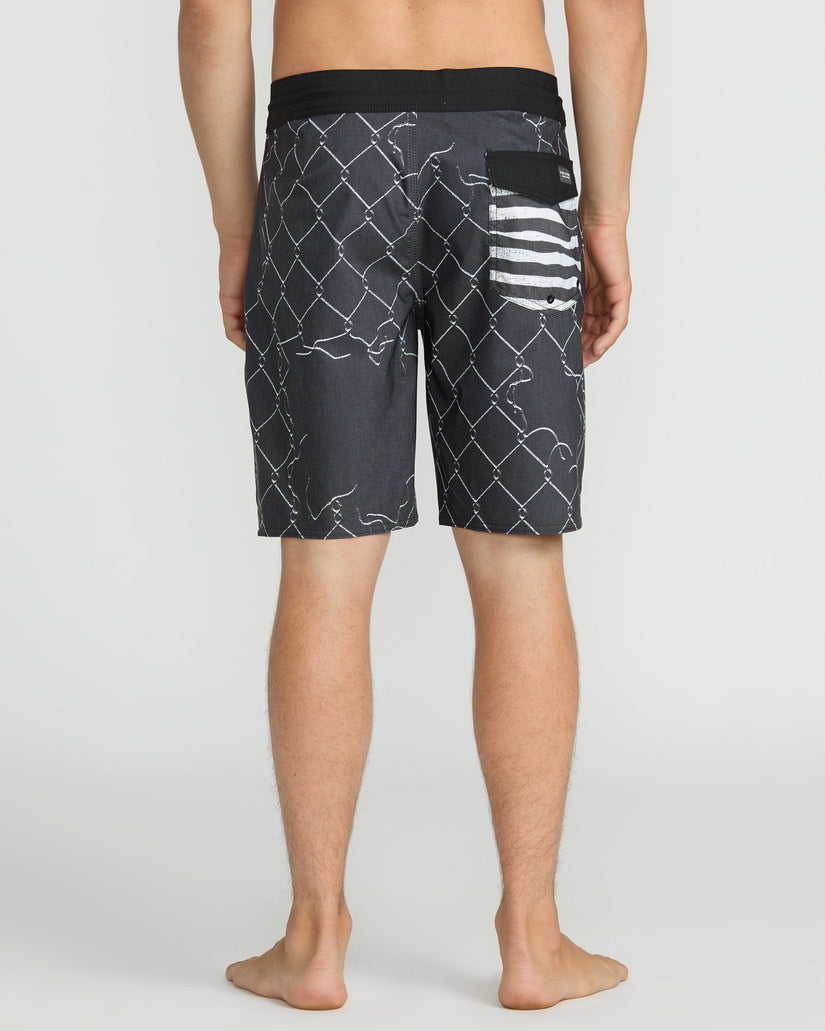 Misdormeaner Stoney 19" Boardshort - Black