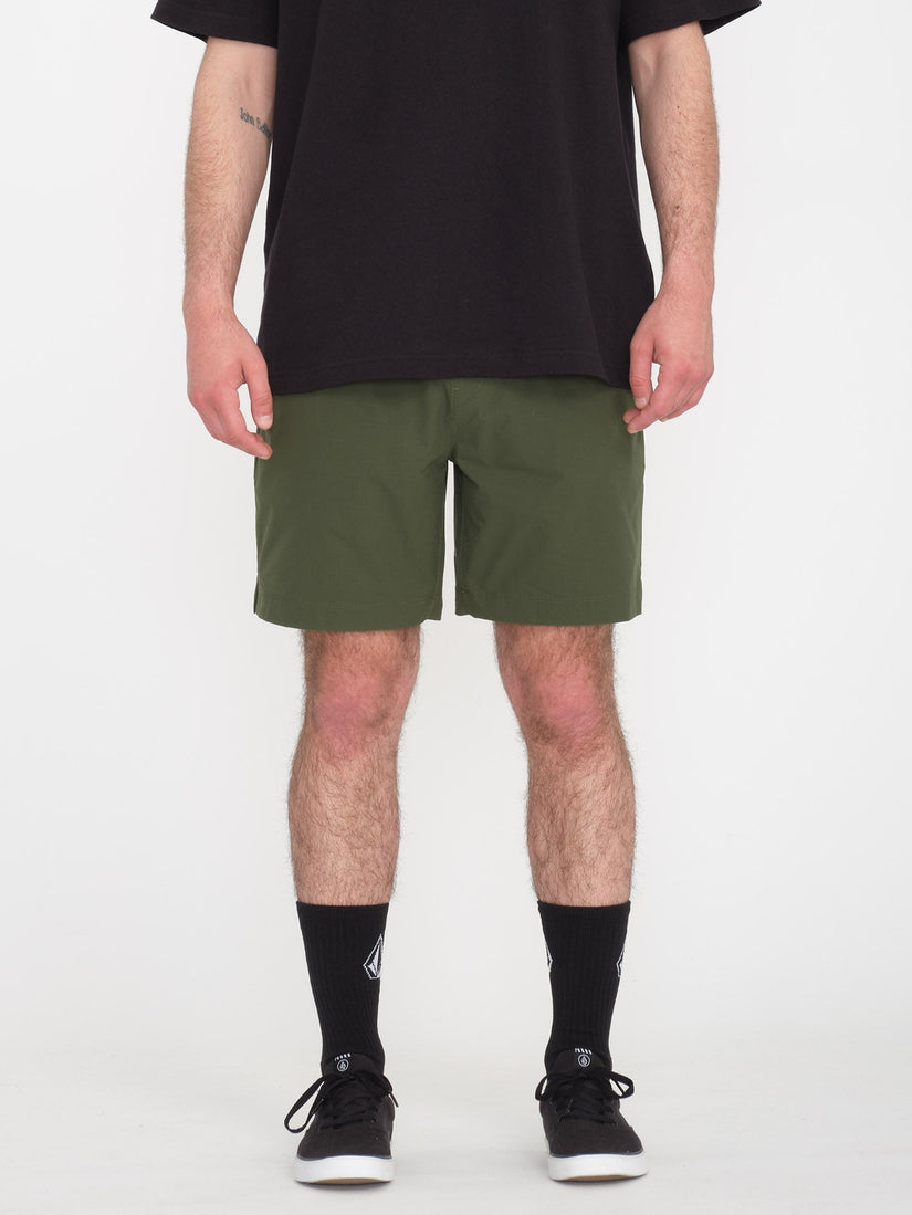 HOXSTOP EW SHORT 18 (A1012400_SQD) [F]