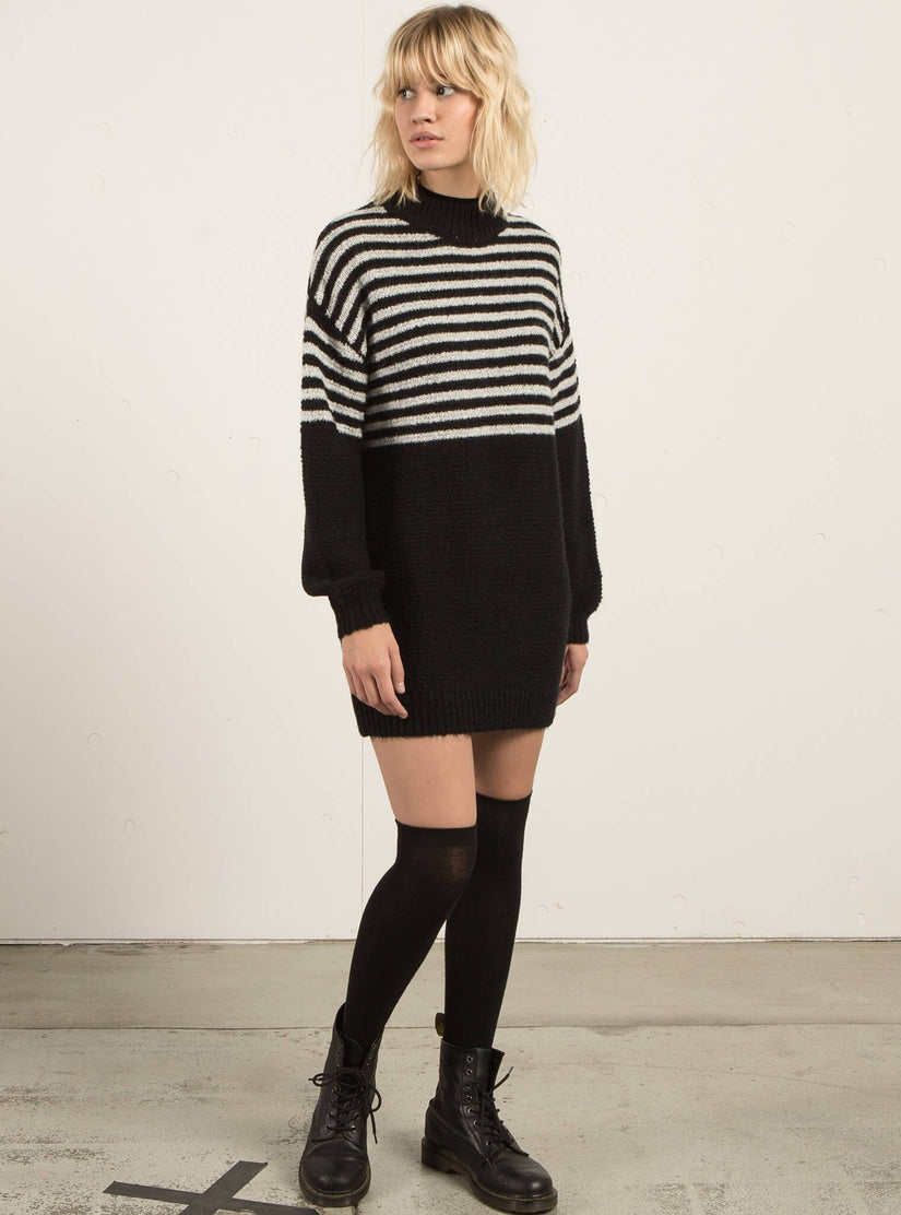 Cold Daze Dress - Black